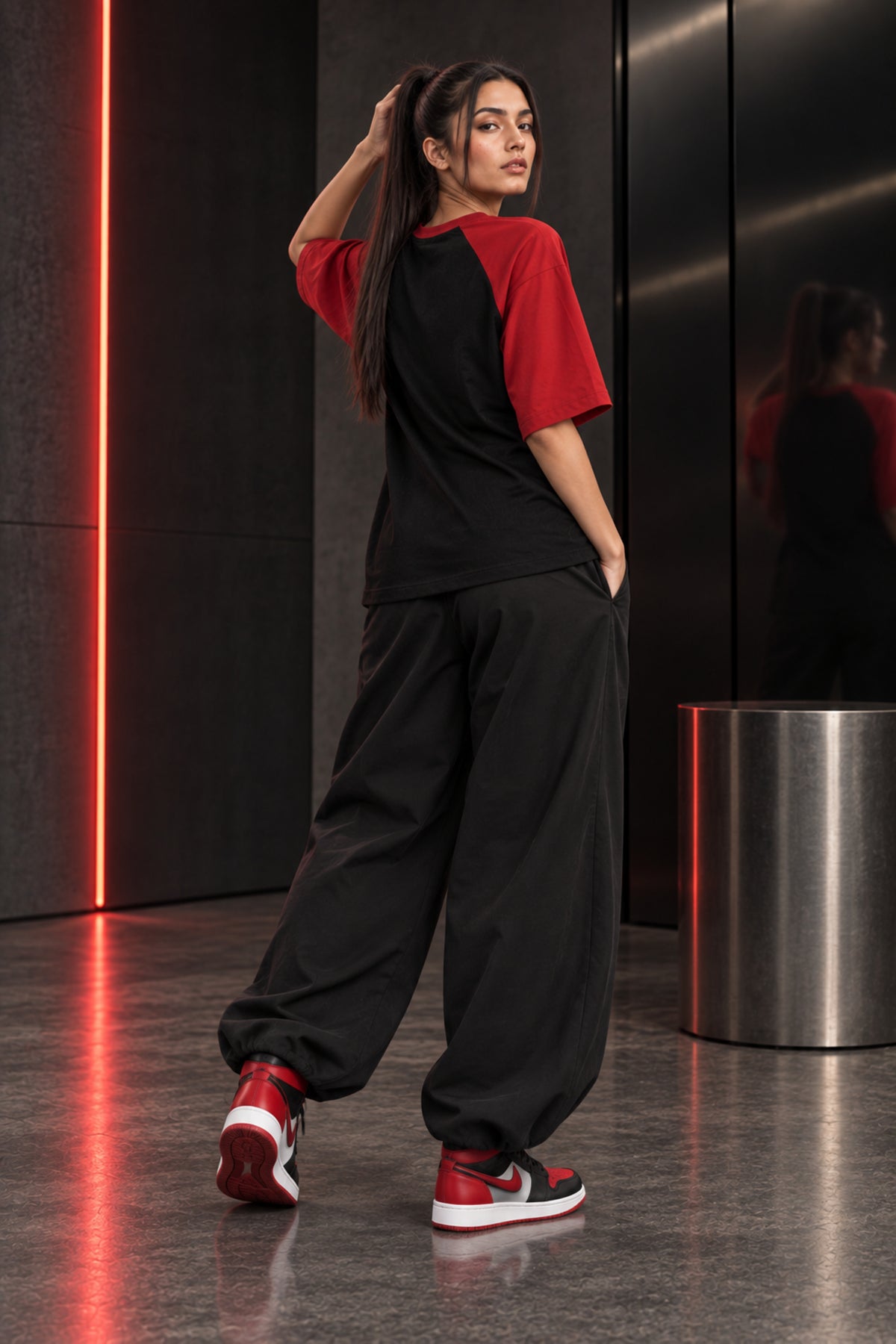 Black & Red - Drop Shoulder T-Shirt